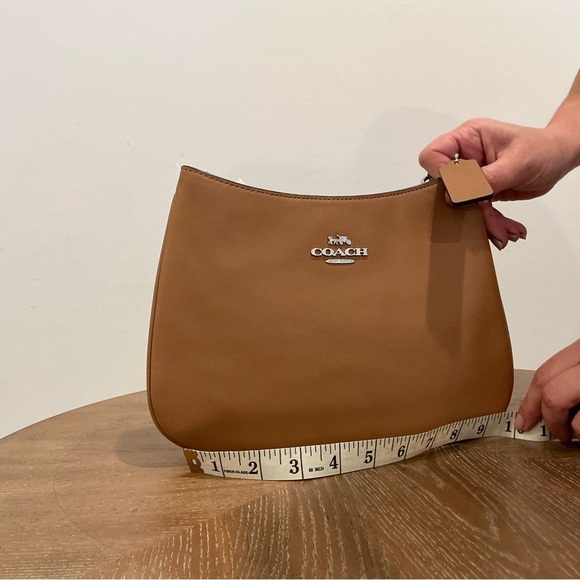 Coach Tan Leather Shoulder Bag - Picture 4 of 5